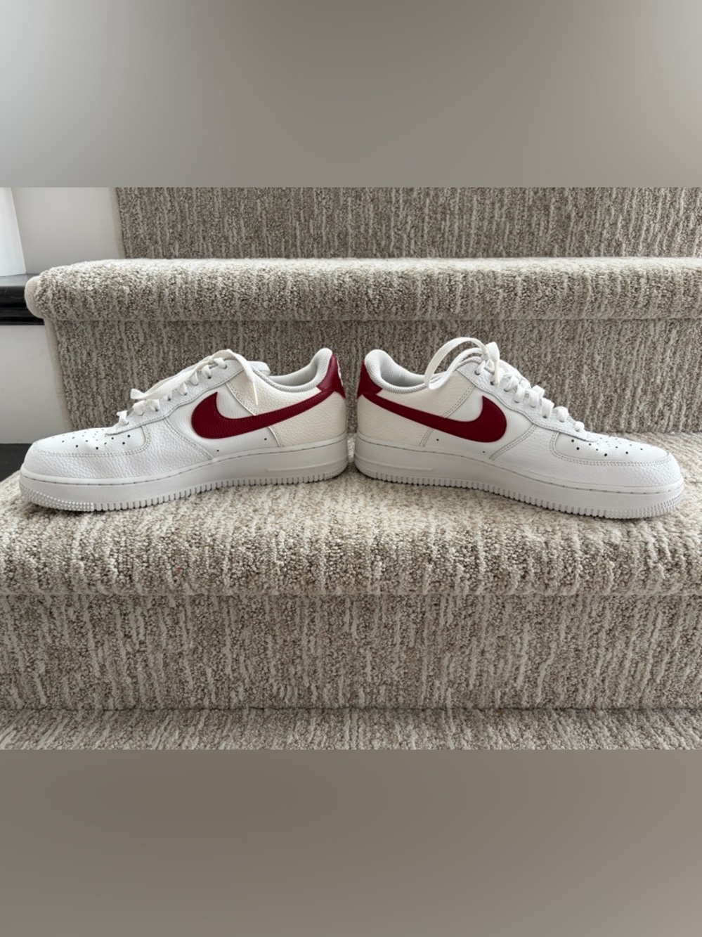 Nike Air Force 1 Low 'White Team Red' Sneakers. Men’s size 10. - Picture 4 of 10